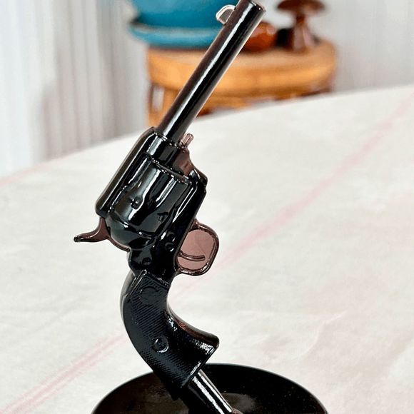 Wilkerson Glass Amethyst Solid Glass Revolver Pistol Gun Paper Weight - Picture 2 of 4